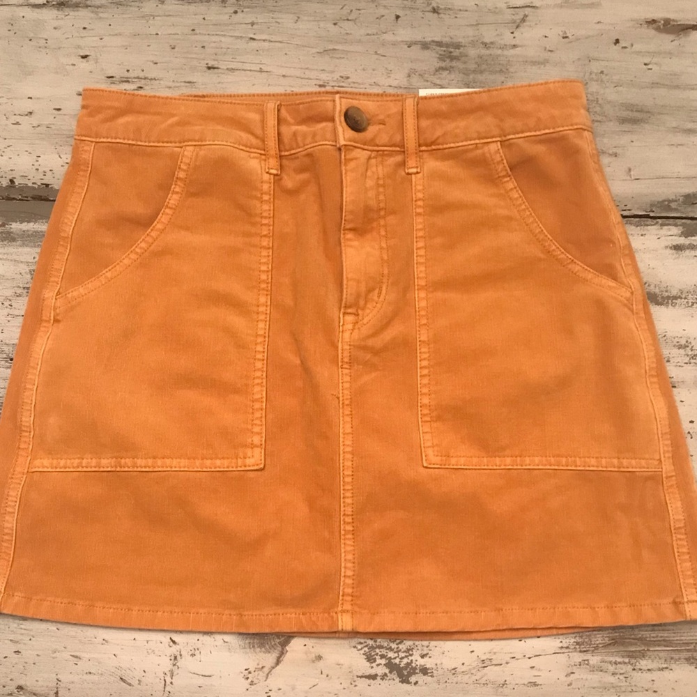 NWT American Eagle yellow hi-rise skirt